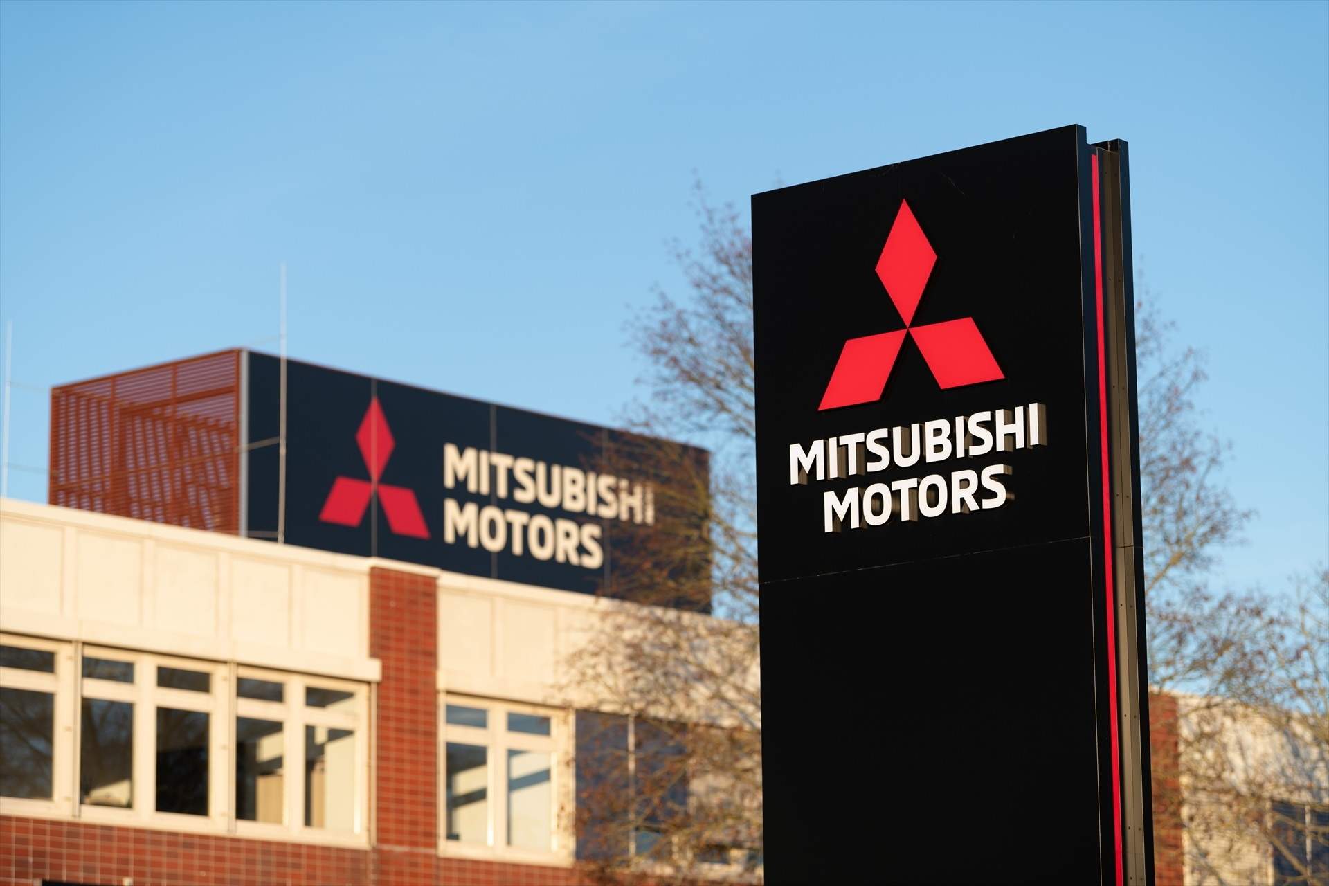 Mitsubishi congela el retorn del Montero per fer trontollar al Land Cruiser de Toyota
