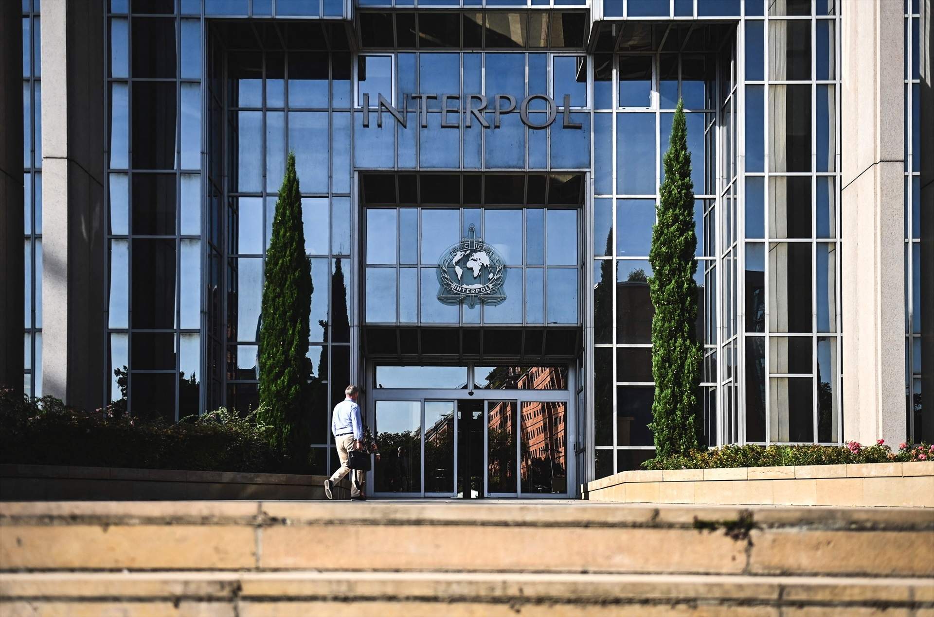 La Interpol no localitza el president Puigdemont a França, tot i els mítings diaris a Argelers