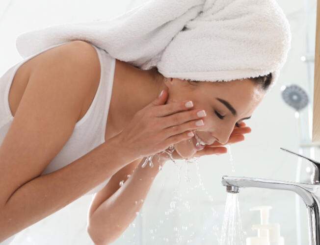 Mar González, experta en belleza: “Lavarse la cara con agua muy caliente empeora la calidad de tu piel”