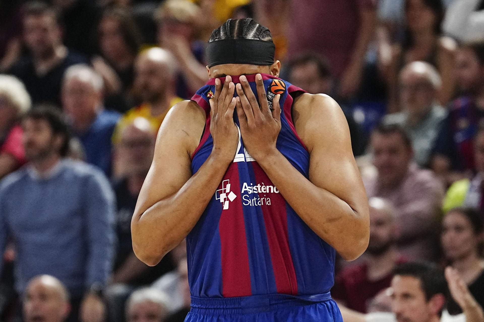 Un Barça nerviós perd les ales contra l'Olympiacos (59-63) i es queda sense Final Four de l'Eurolliga