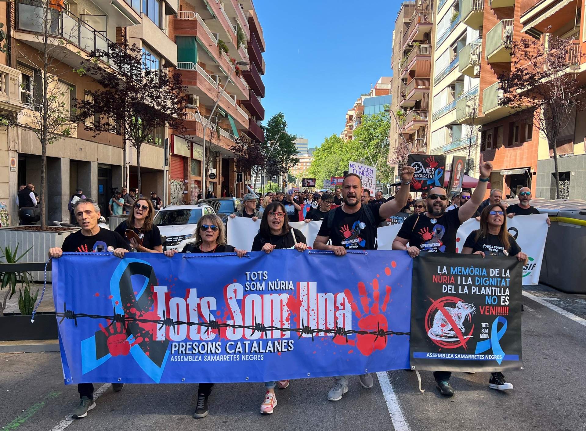 Els funcionaris de presons es manifesten a Barcelona per reclamar més seguretat