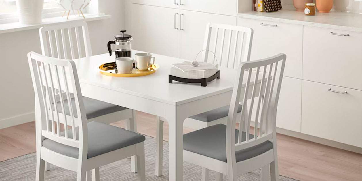 Mesa y 4 sillas EKEDALEN / Ikea