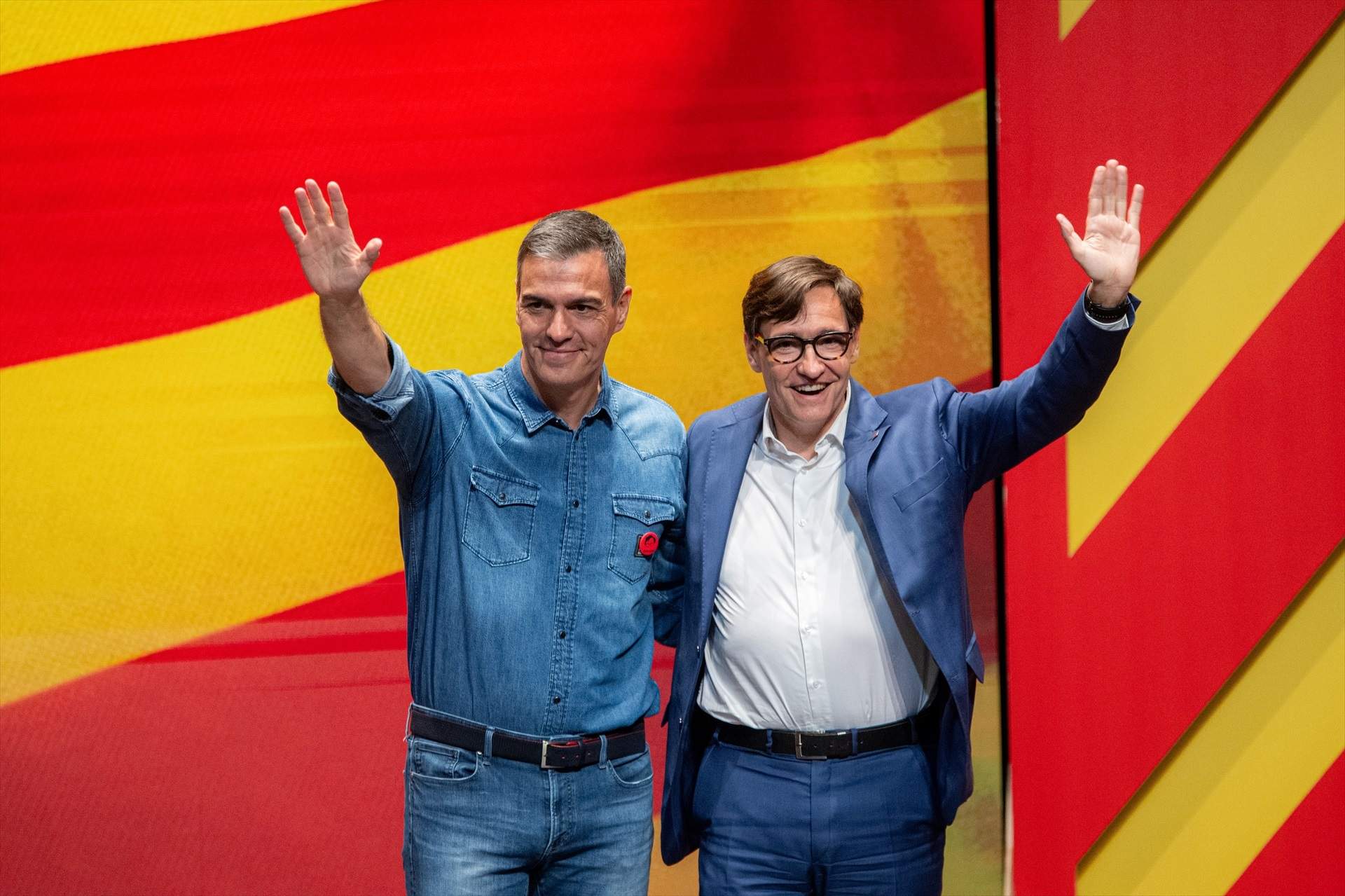 Pedro Sánchez i Salvador Illa es deixen veure junts de vacances per Lanzarote