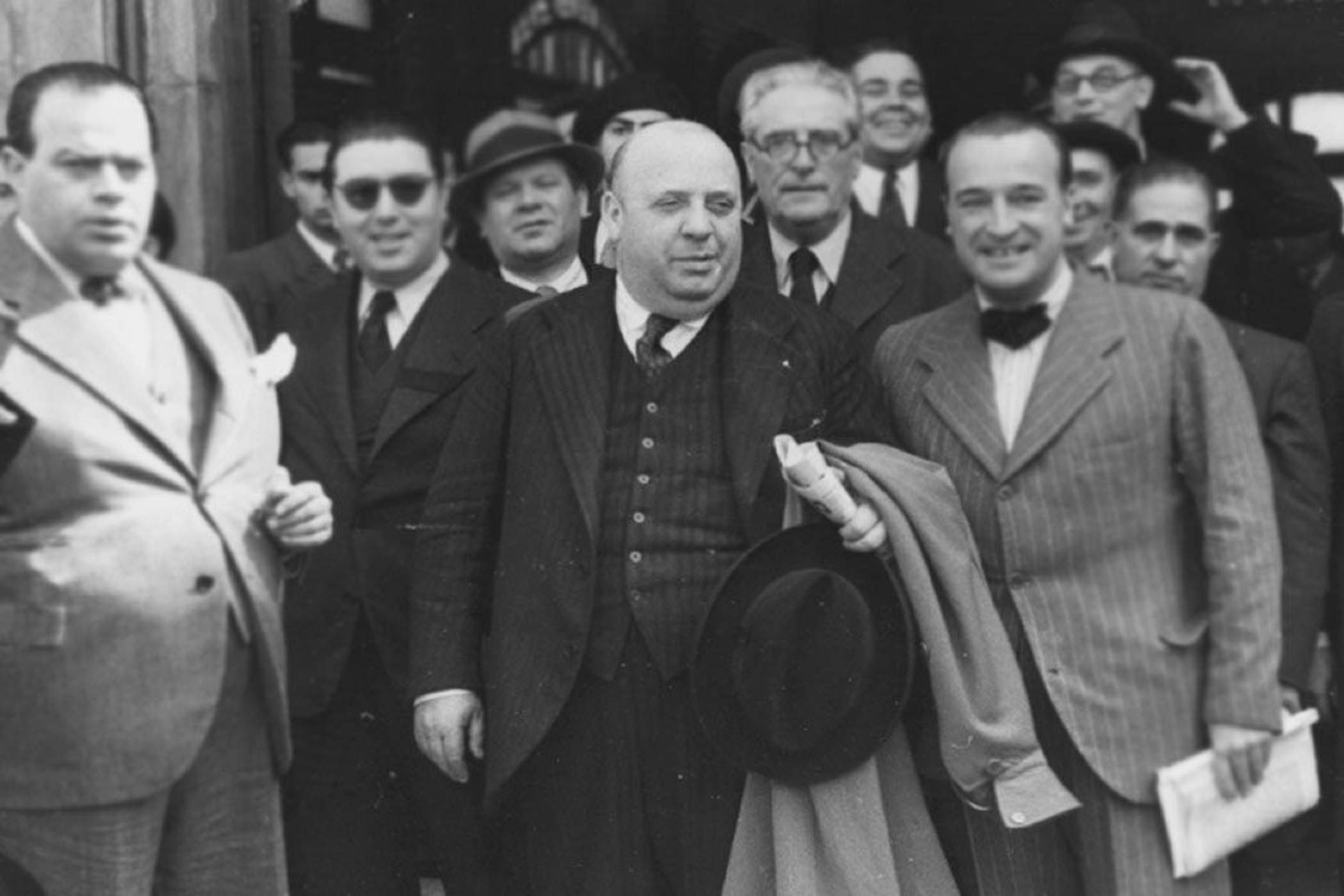 Indalecio Prieto y un grupo de dirigentes del PSOE. Fuente Real Academia de Historia Indalecio Prieto y un grupo de dirigentes del PSOE. Fuente Real Academia de Historia