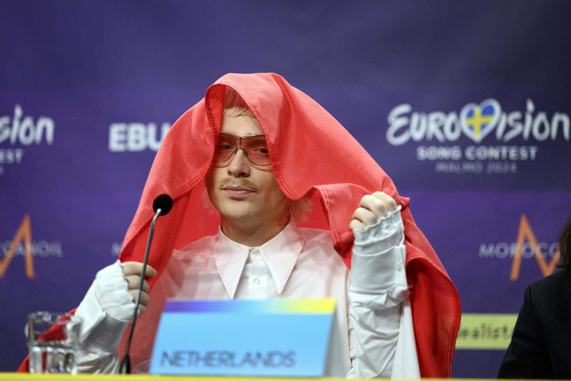 Eurovisió expulsa els Països Baixos de la final pel "comportament inapropiat" del candidat