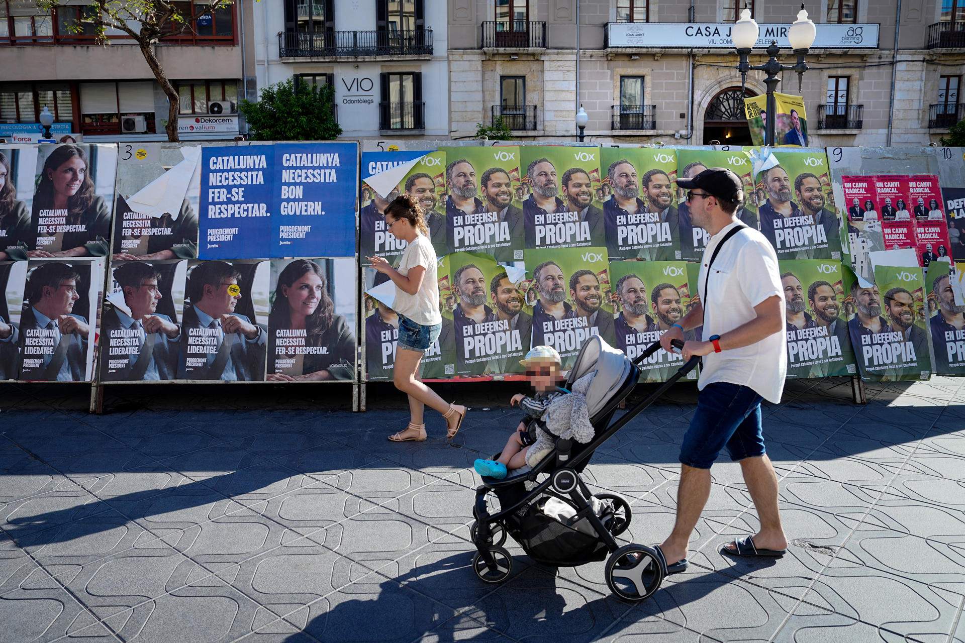 Propaganda electoral Tarragona 12 M EFE Propaganda electoral Tarragona 12 M EFE