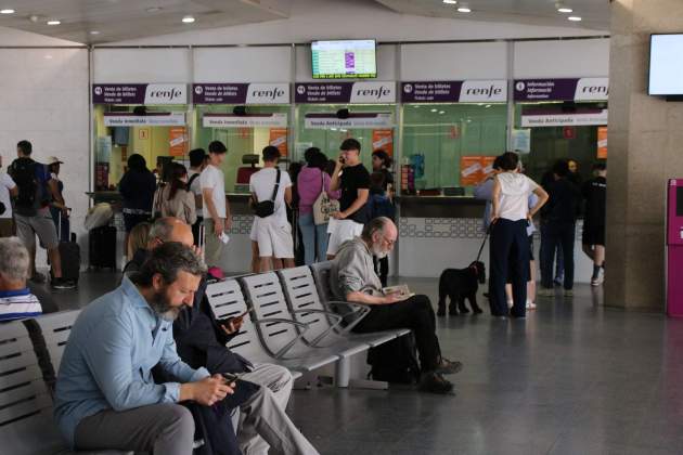 estació rodalies trens girona acn