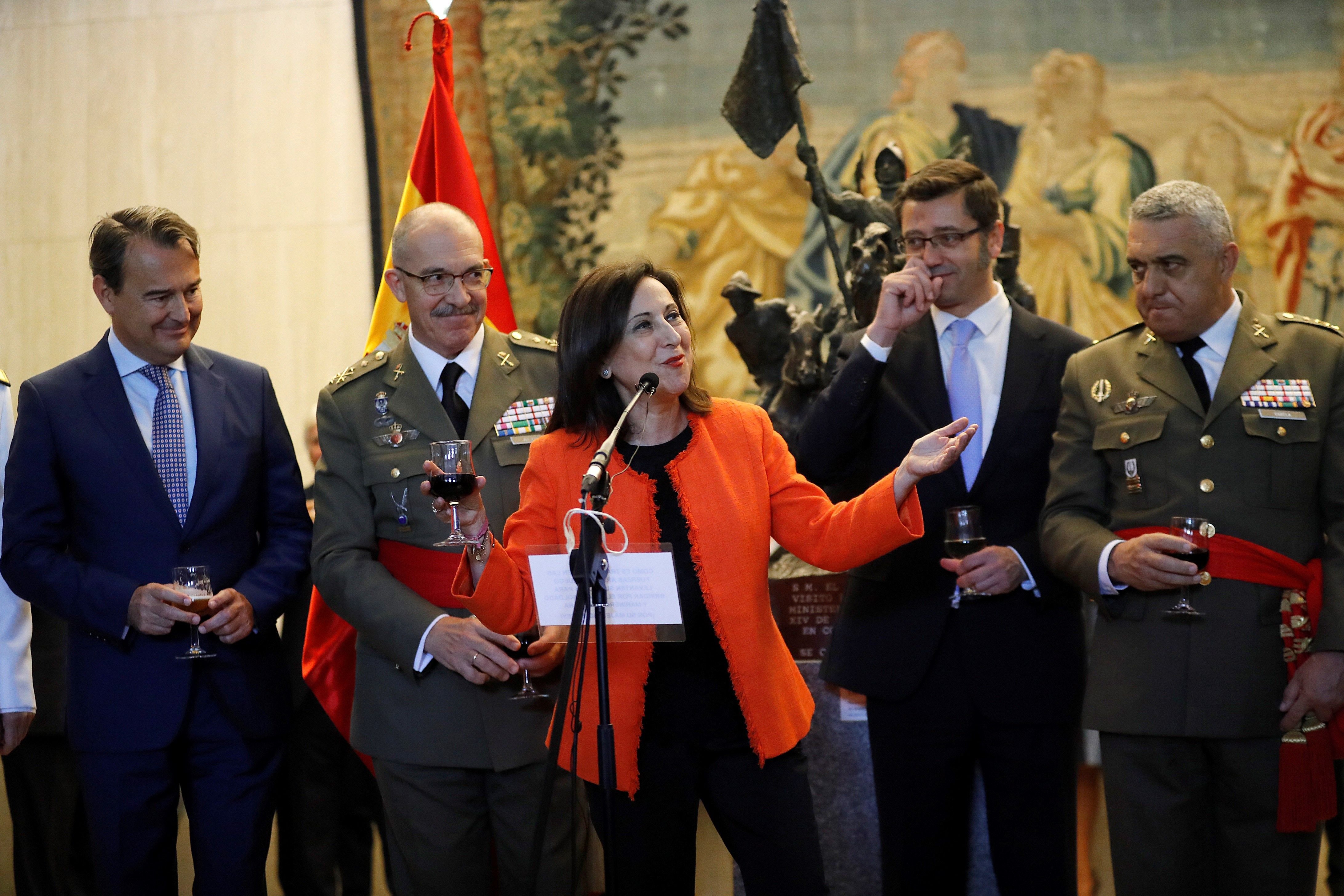 Robles promete "diálogo y tolerancia" dentro de la Constitución