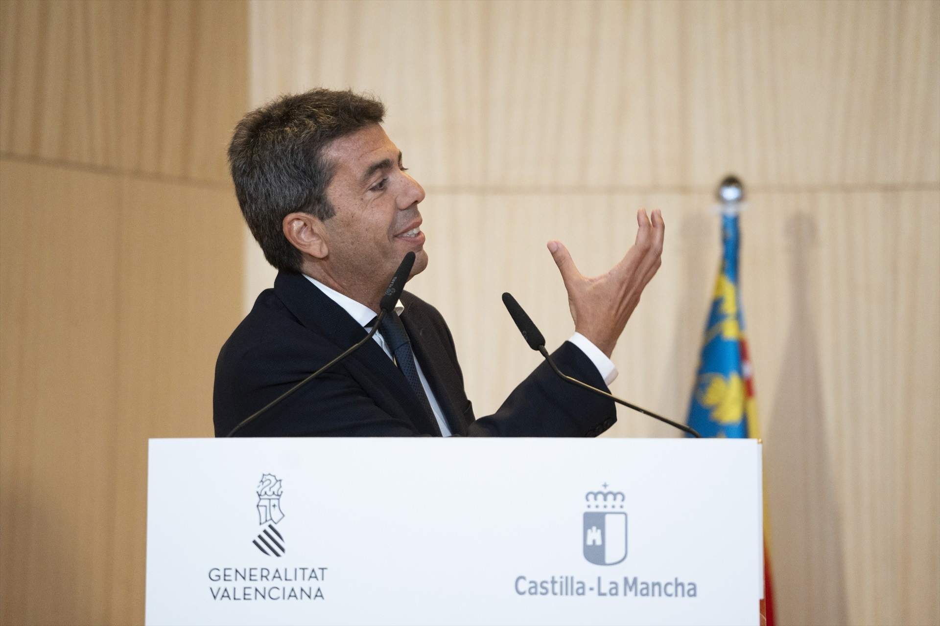 Estàs d'acord amb la denominació 'País Valencià'?