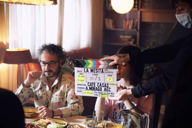 IMG la mesita del comedor caye casas la charito filmes 9931 IMG la mesita del comedor caye casas la charito filmes 9931
