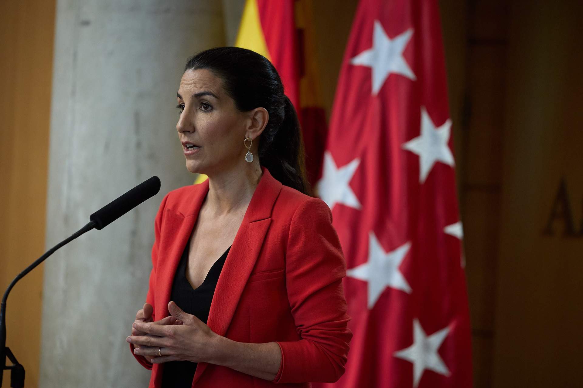 Rocío Monasterio desbarra y vincula a Pedro Sánchez con el atentado del primer ministro de Eslovaquia