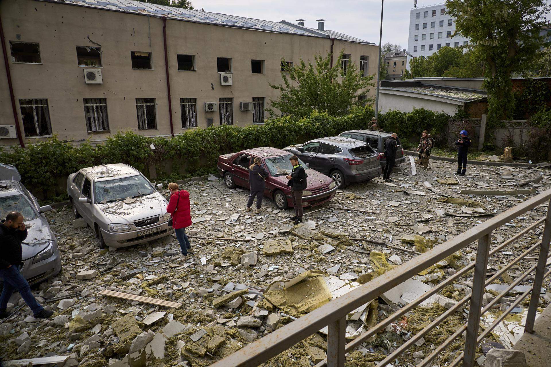 Ucrania asegura que ha parado a las tropas rusas en la región de Járkov: la situación según Kyiv