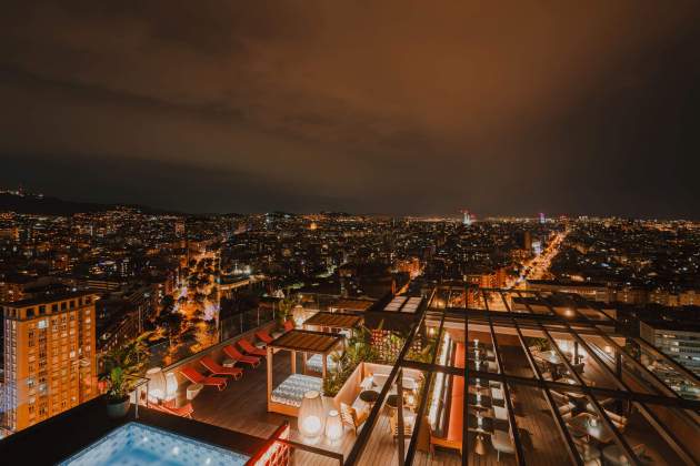 Views of the Rooftop at night Views of the Rooftop at night