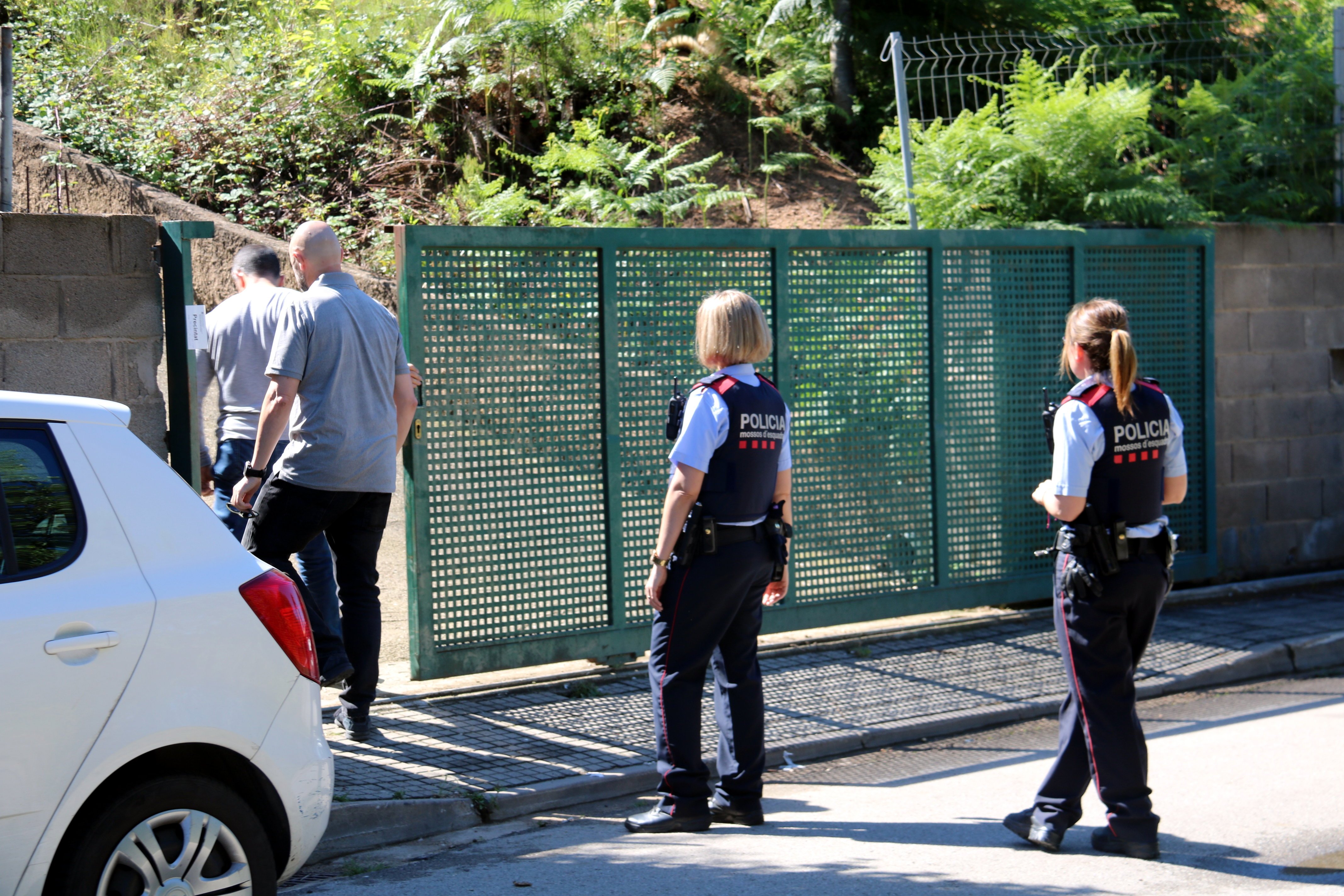 Dos heridos en el asalto a tiros a una casa de Riudarenes