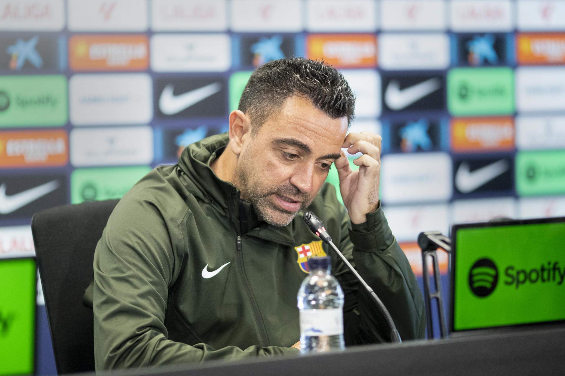 Xavi Hernández: "El club em transmet tranquil·litat, seguim amb la mateixa il·lusió"