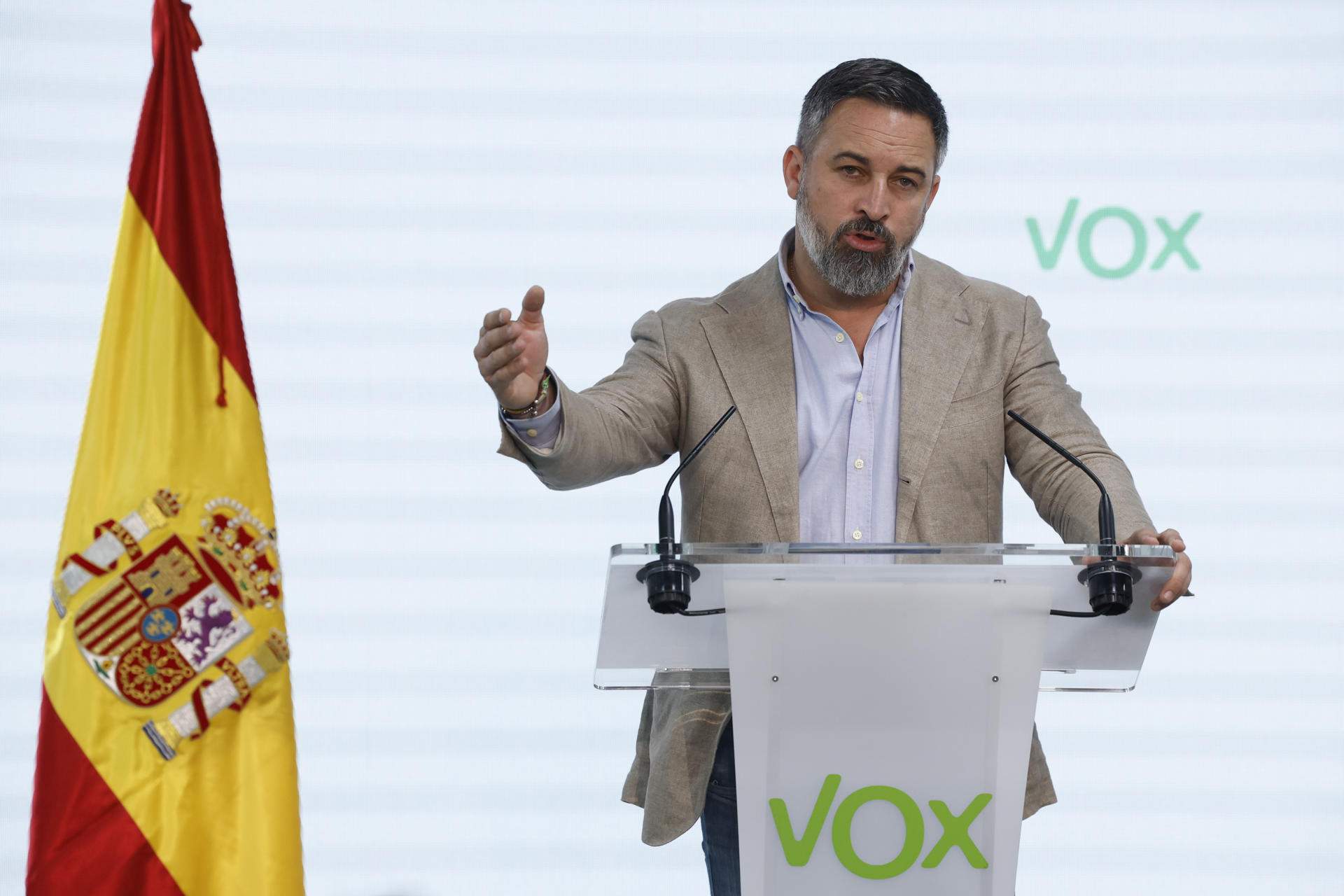 Abascal defensa Milei i acusa el PP de “sumar-se a la pinça” del PSOE contra el president argentí