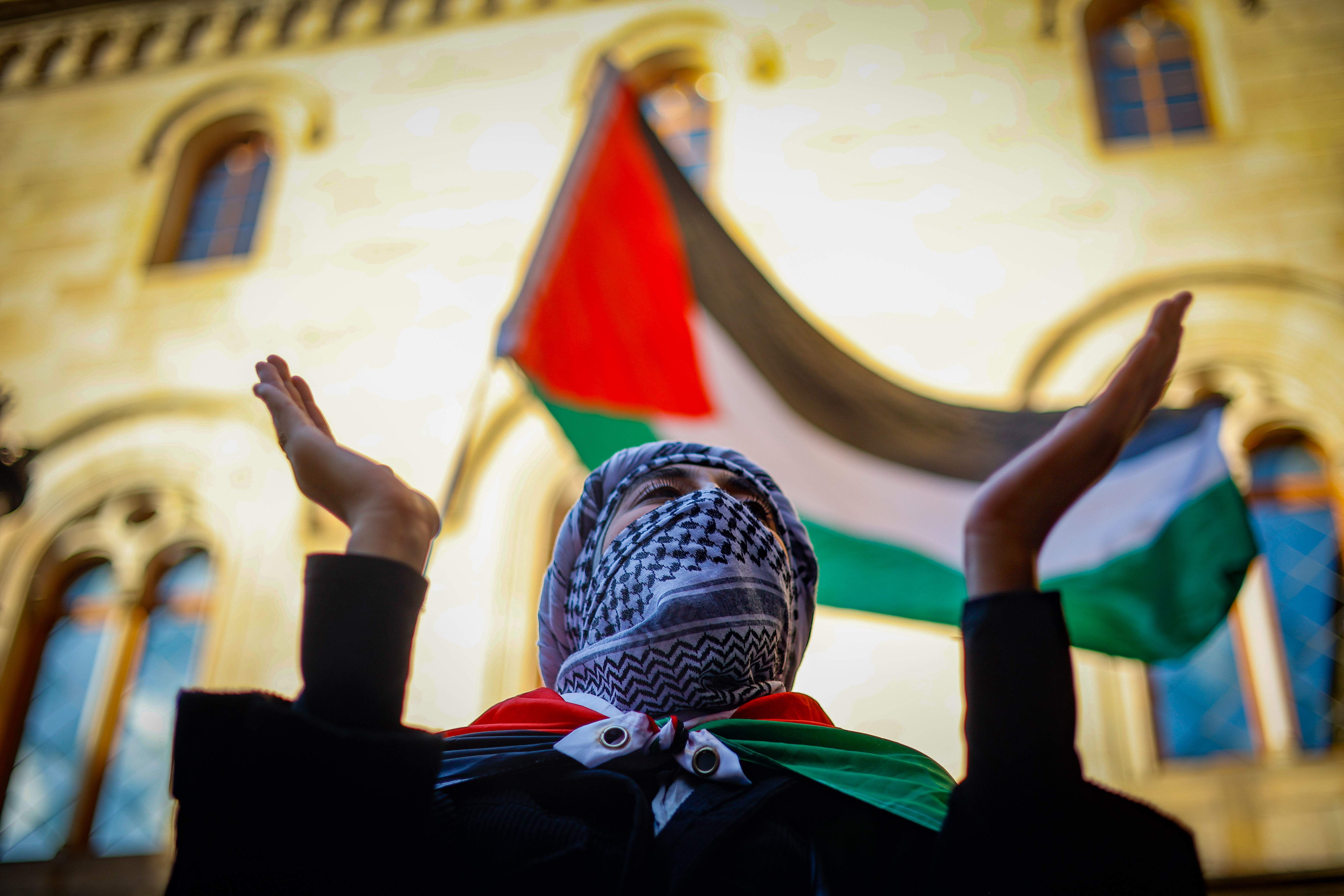 La Universitat de Barcelona rompe relaciones académicas con Israel definitivamente
