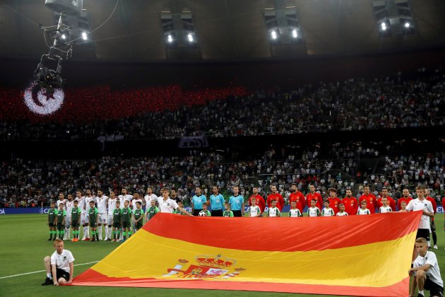 Selecció espanyola bandera futbol Efe