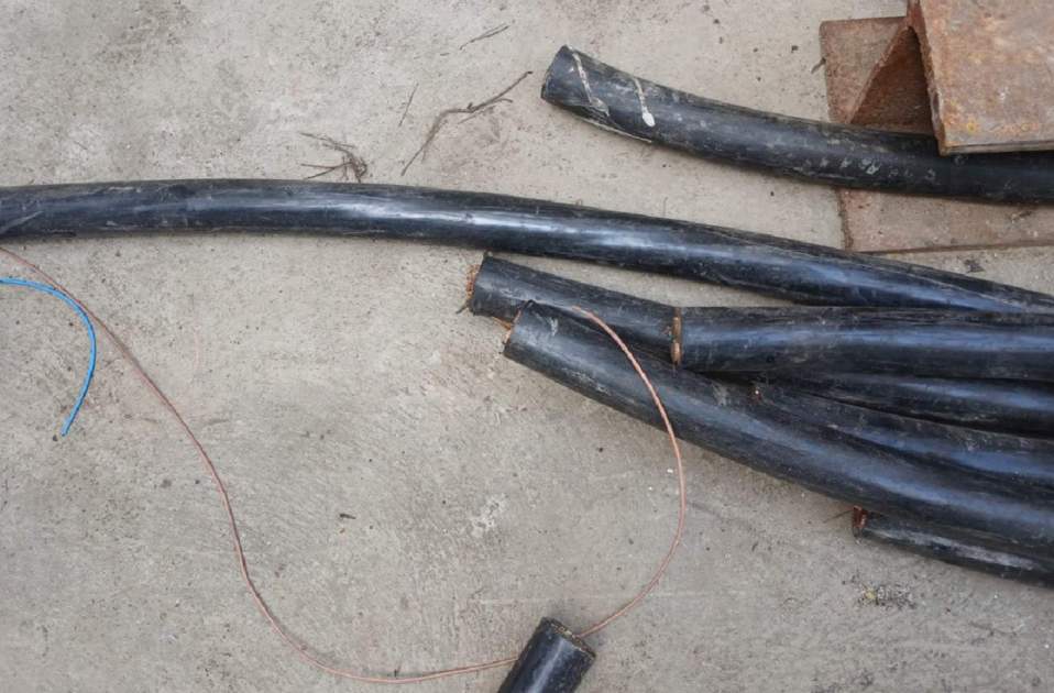 Cable intervingut 02 Cable intervingut 02