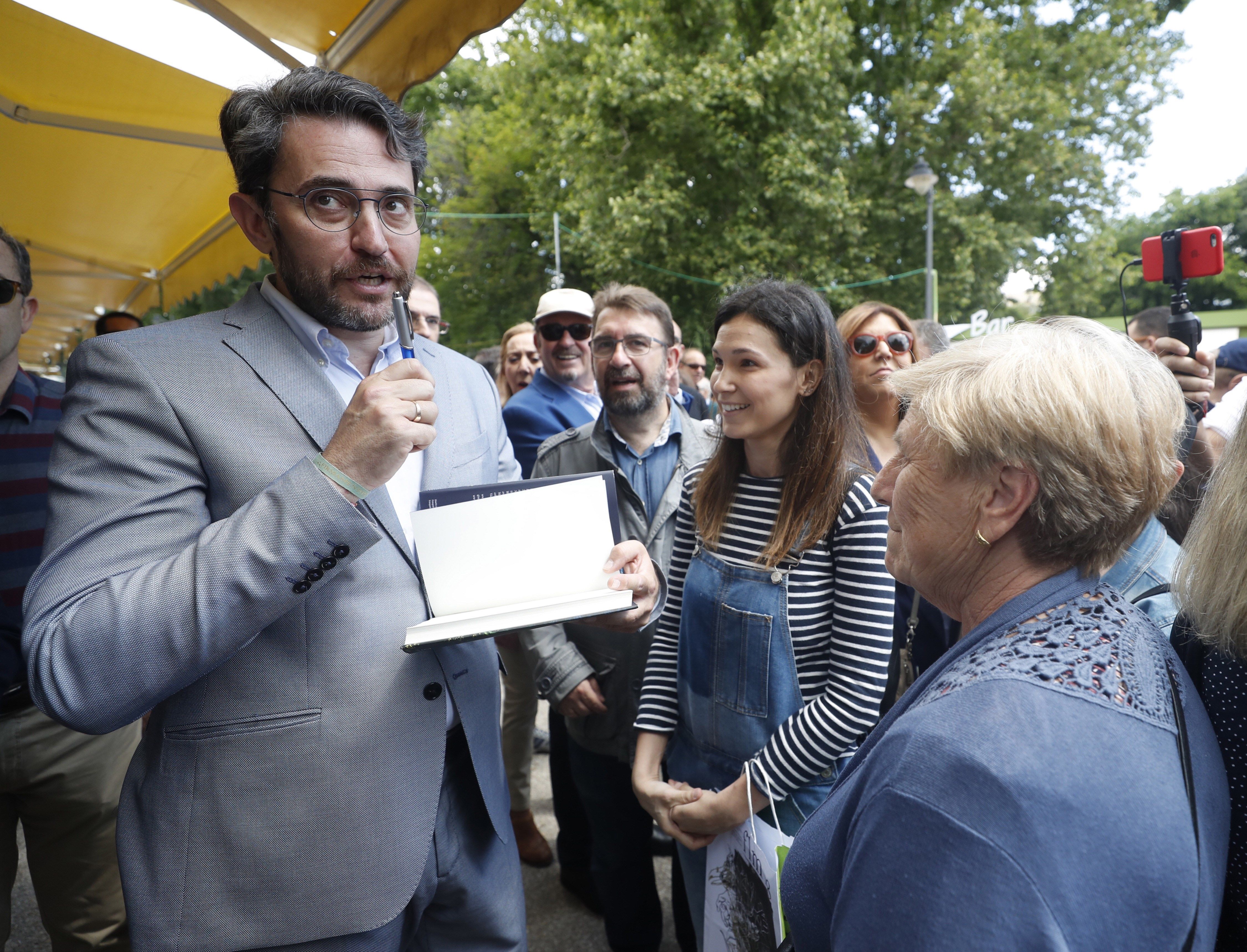 El ministre valencià Huerta felicita dos cops Rafa Nadal però no la nova TV valenciana