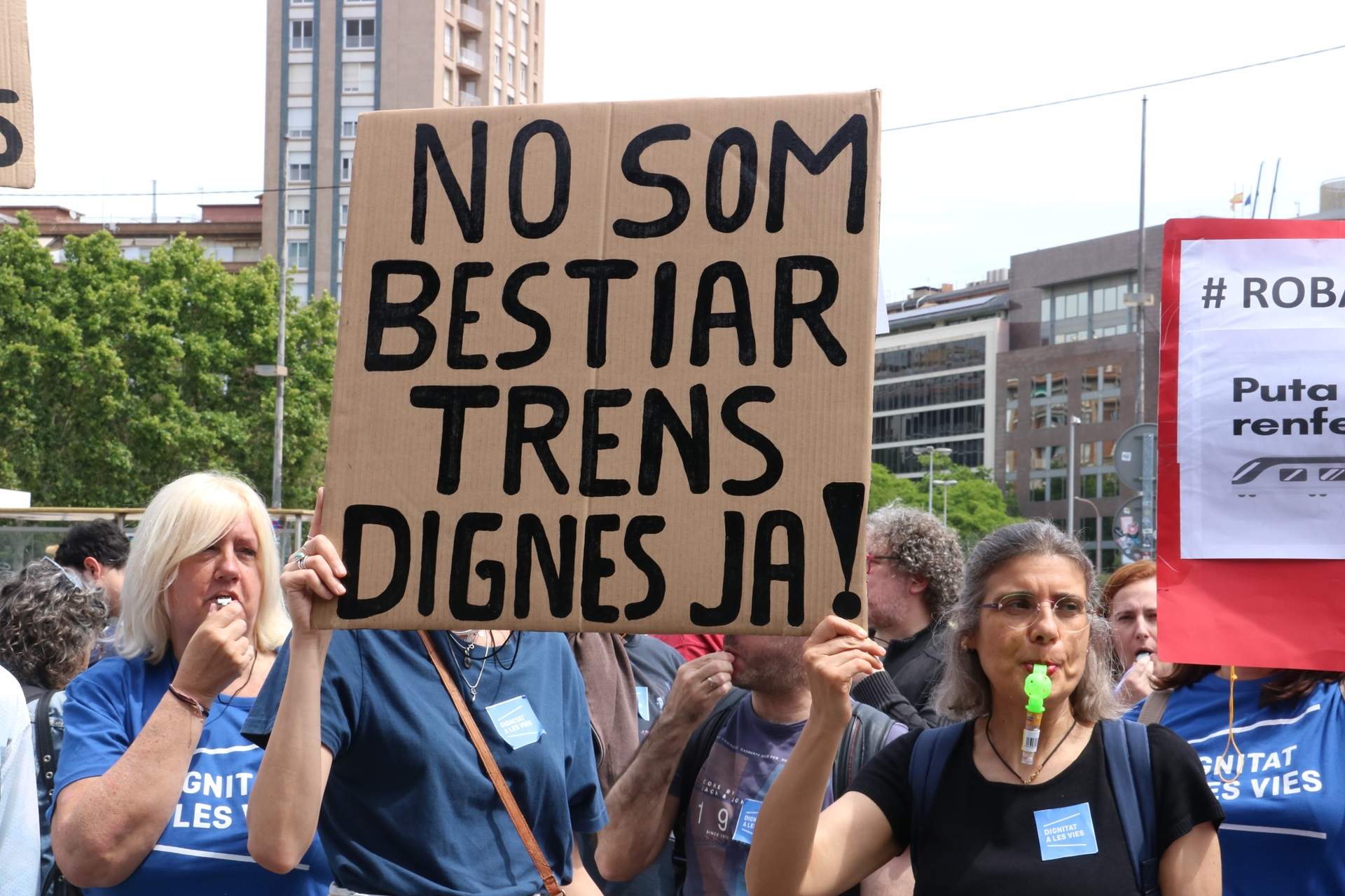 protesta contra Rodalies estación de Sants protesta contra Rodalies estación de Sants