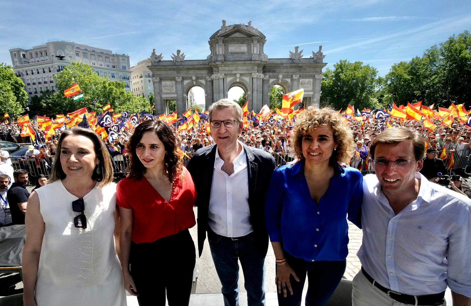 El PP encén el carrer contra l’amnistia: Ayuso diu que és “letal per a Espanya” i Feijóo reclama eleccions