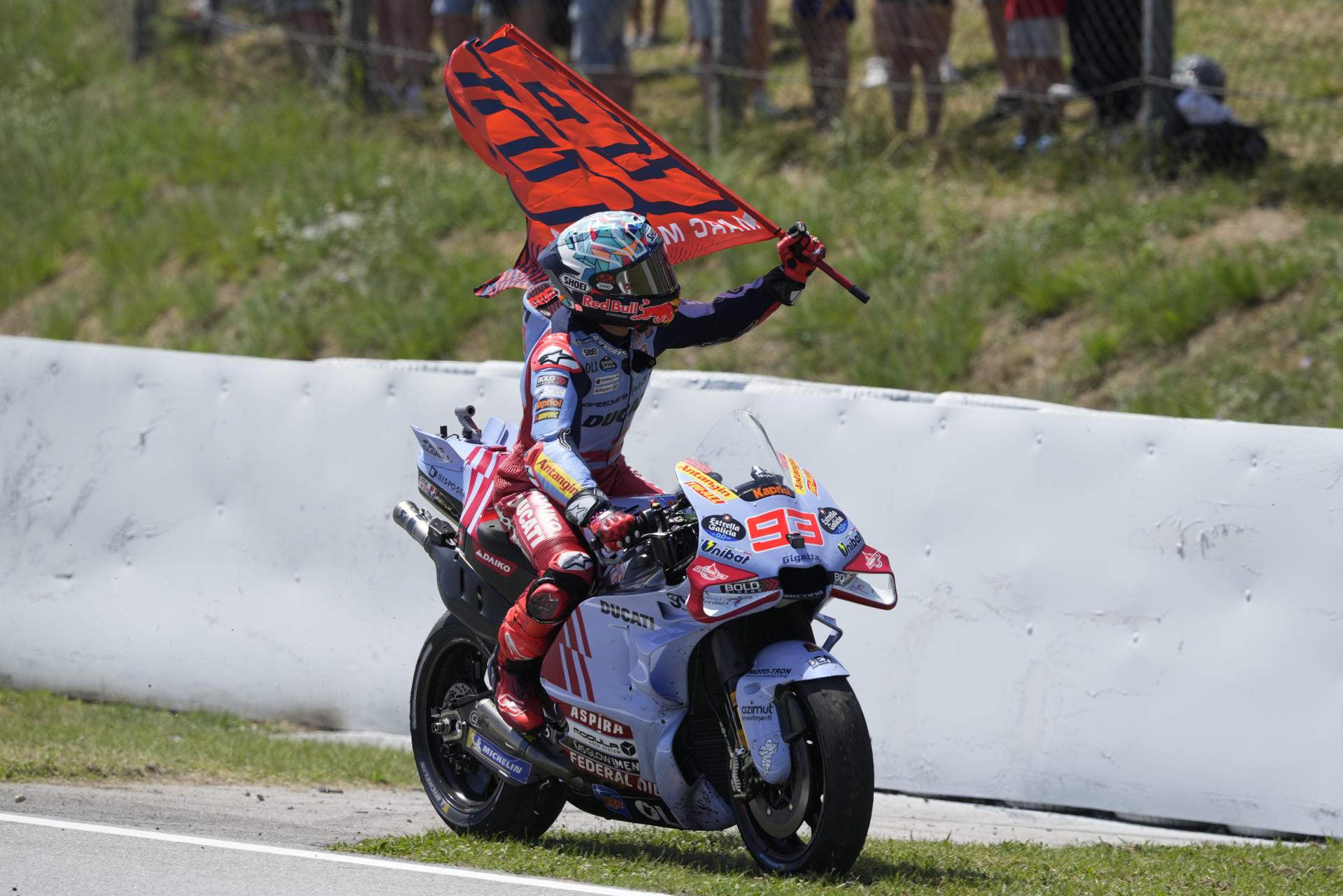 Més embolic amb Marc Márquez, Ducati, criticada a Itàlia i ara se sumen Bastianini i Maverick Viñales