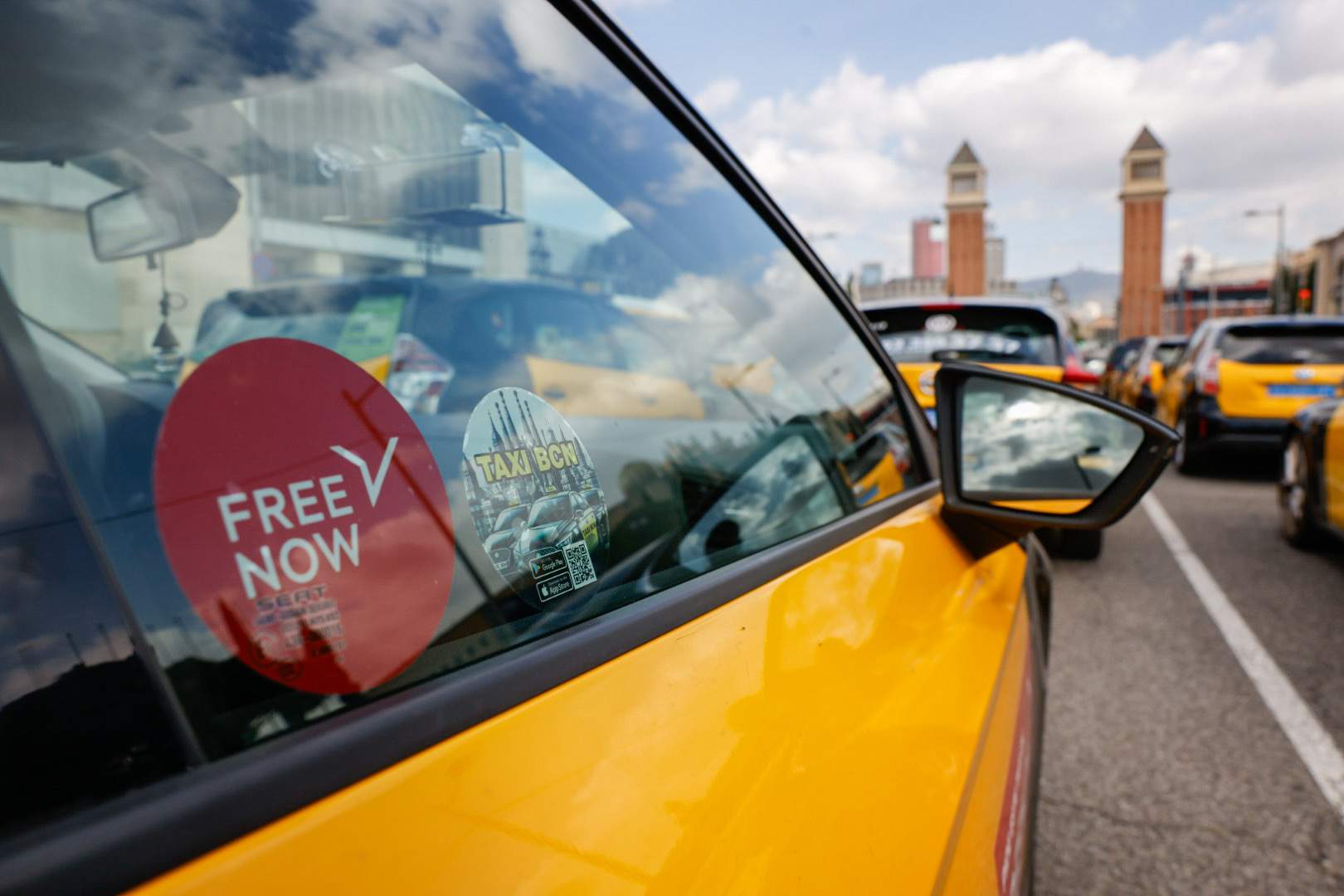 La futura ley del taxi prevé extinguir VTC urbanas y ampliar licencias de taxi
