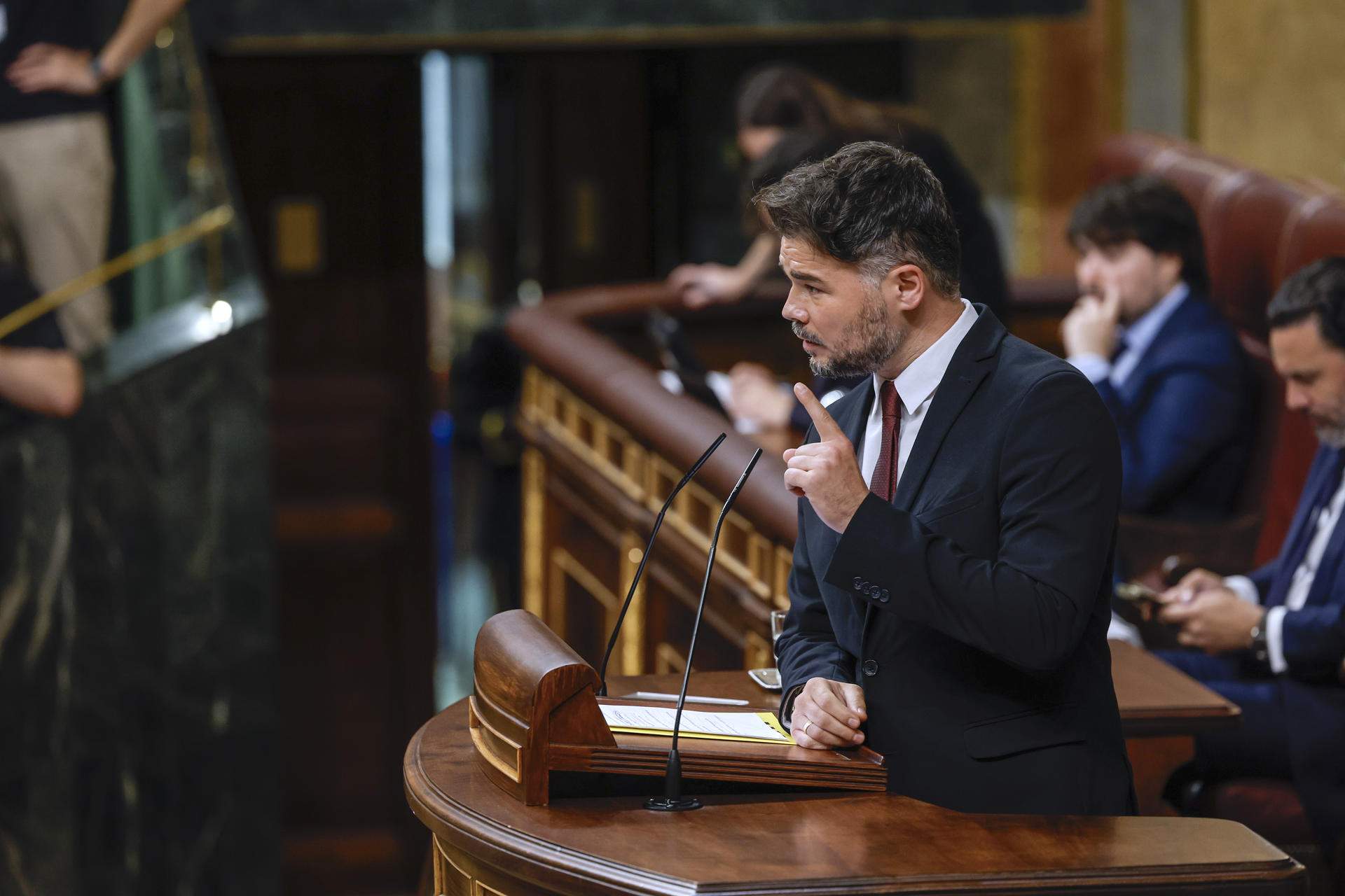 Rufián avisa que els jutges voldran ara esquivar l’amnistia i fixa el referèndum com a pròxim pas