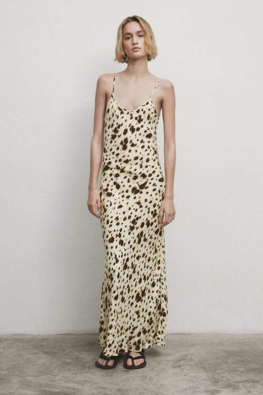 Vestido de Massimo Dutti