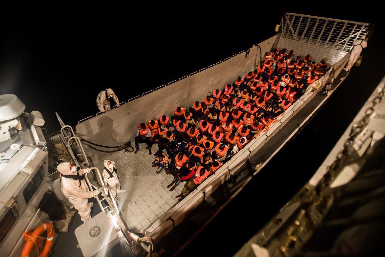 Italia rechaza otro barco: "Llevaos toda la carga a España"