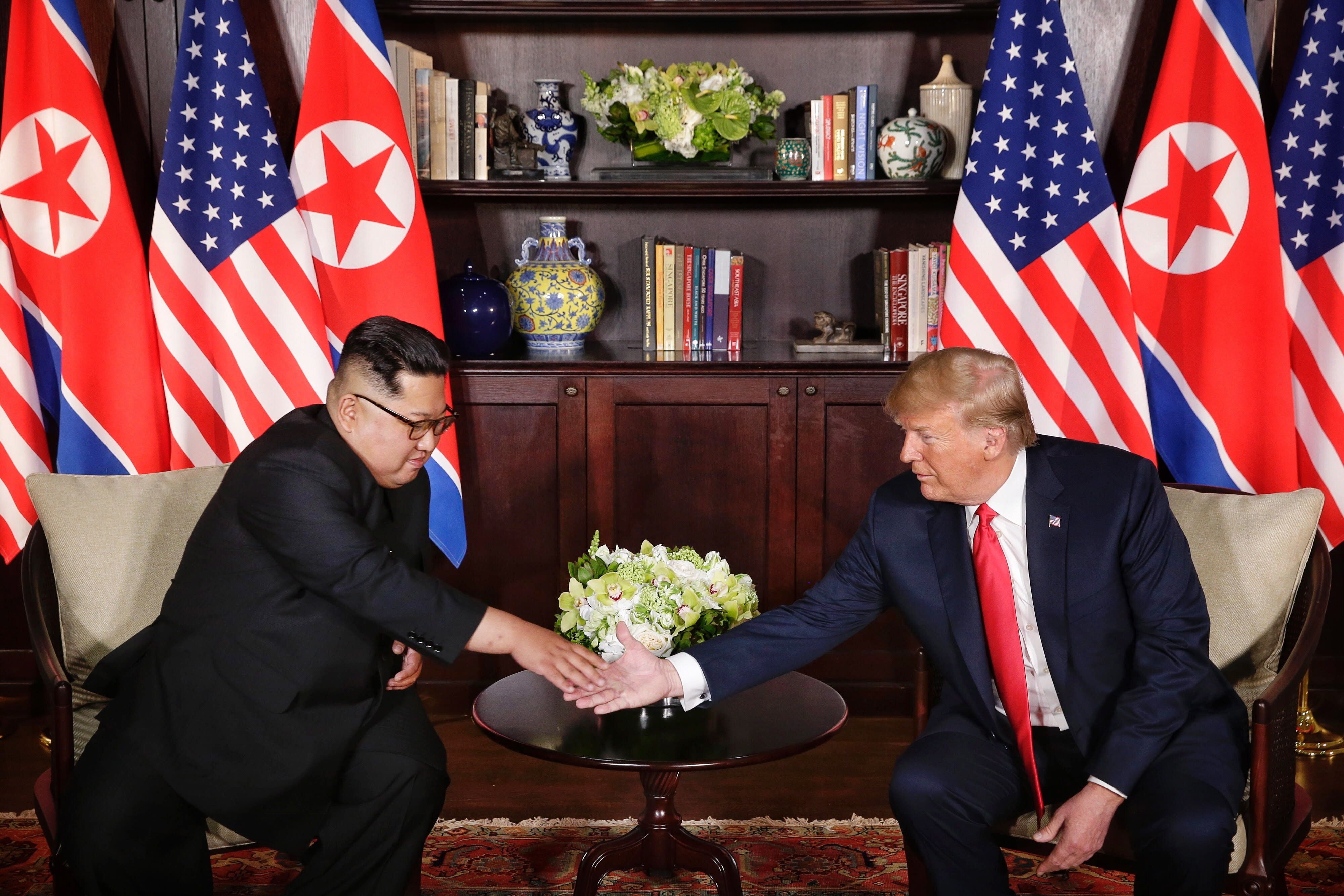 Trump i Kim Jong-un obren un nou capítol en les relacions entre Corea i els EUA