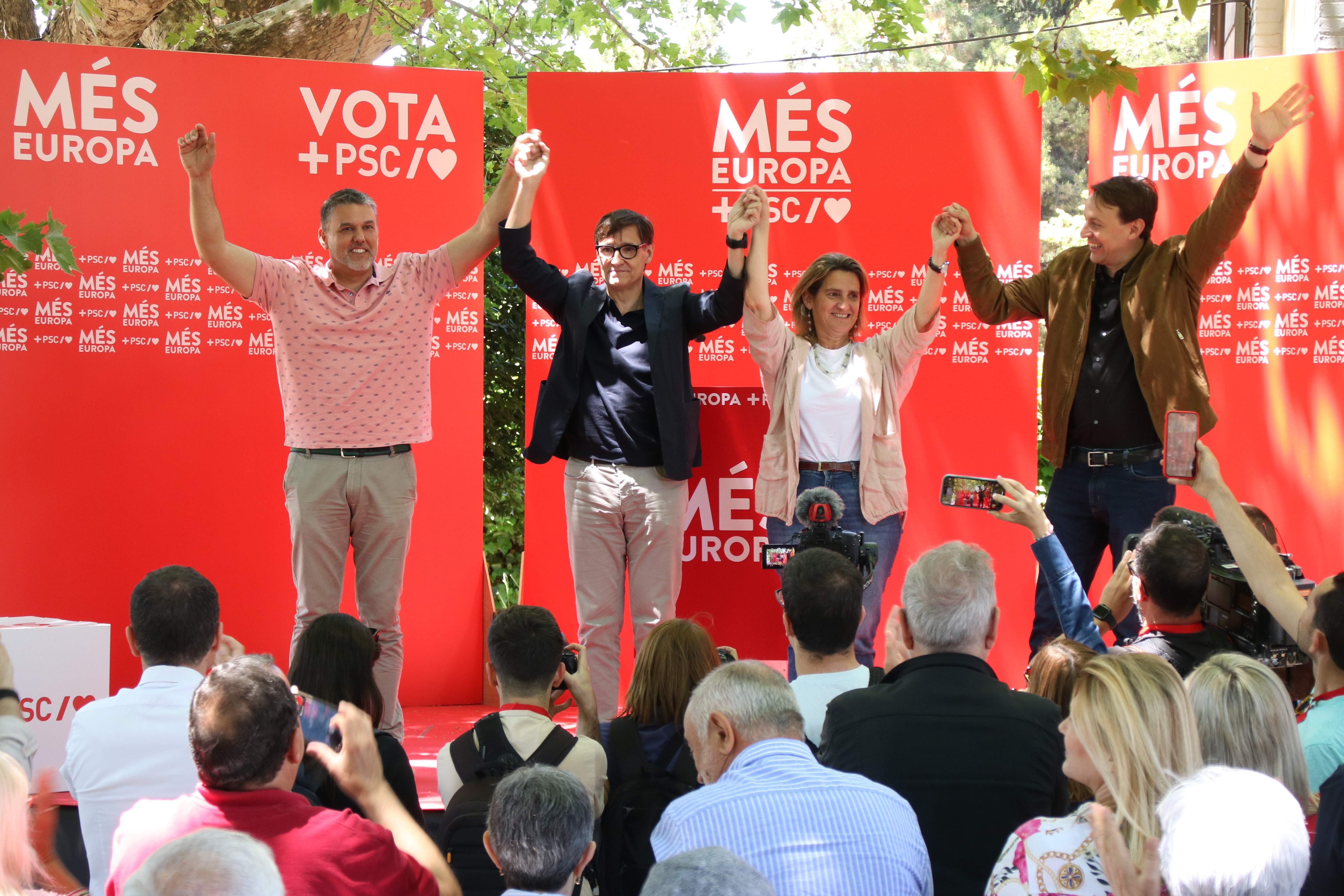 Salvador Illa apunta a Puigdemont y Comín por falta de humildad: "He visto a alguien pavoneándose"