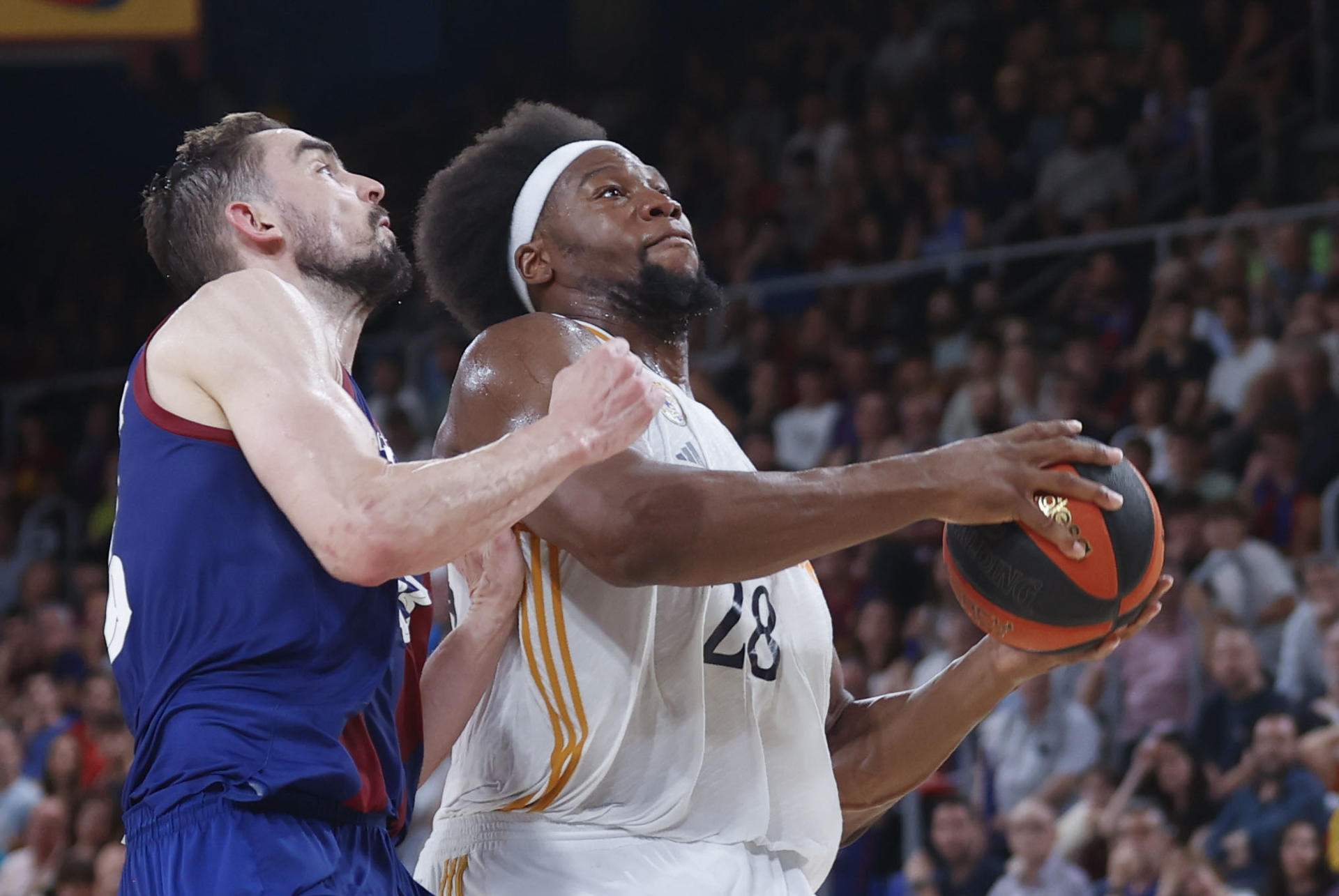 El Barça no puede evitar el desastre en el Palau (92-95) y el Real Madrid jugará la final de la Liga Endesa