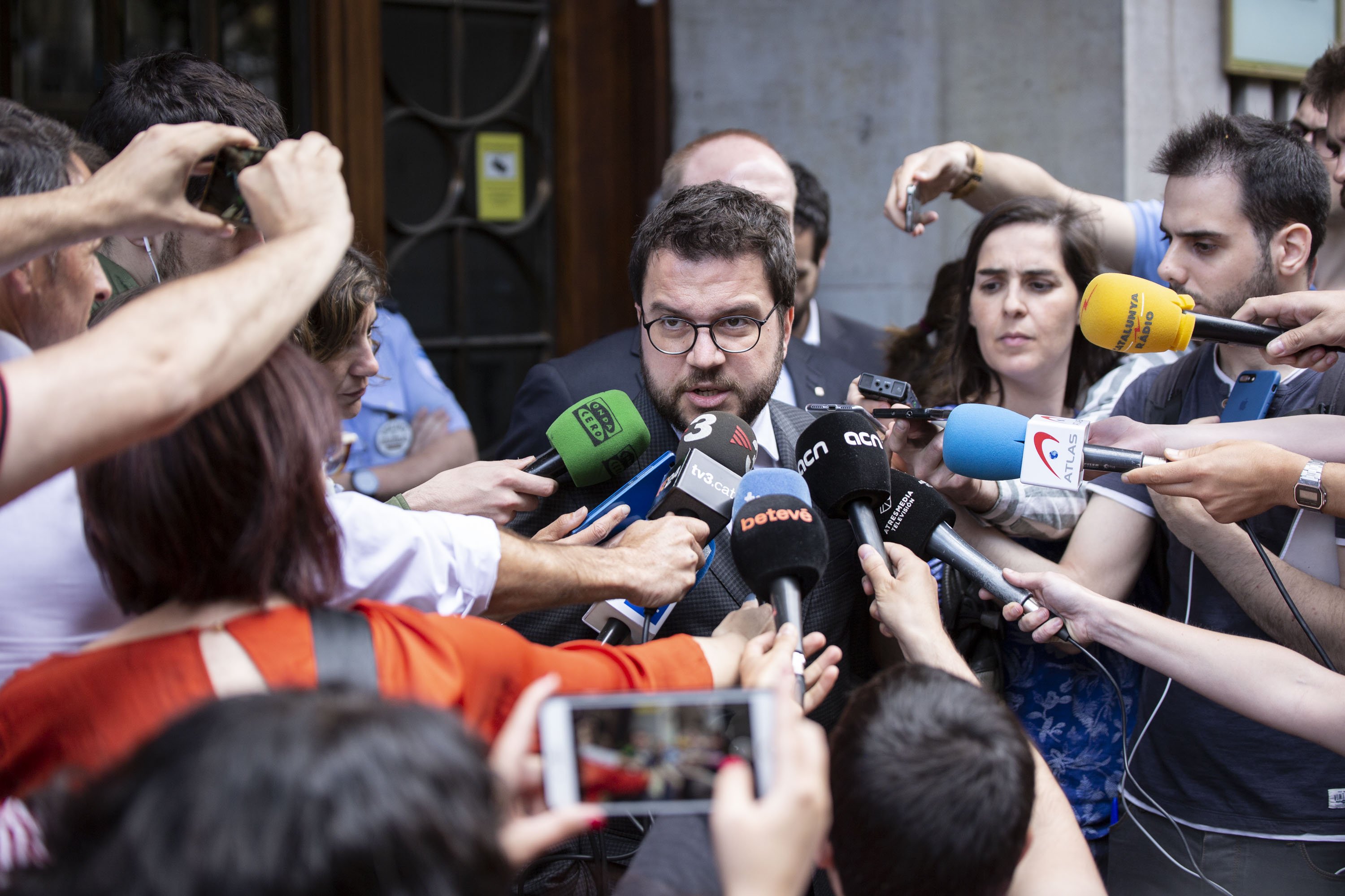 Aragonès denuncia la "judicialización del derecho a votar"
