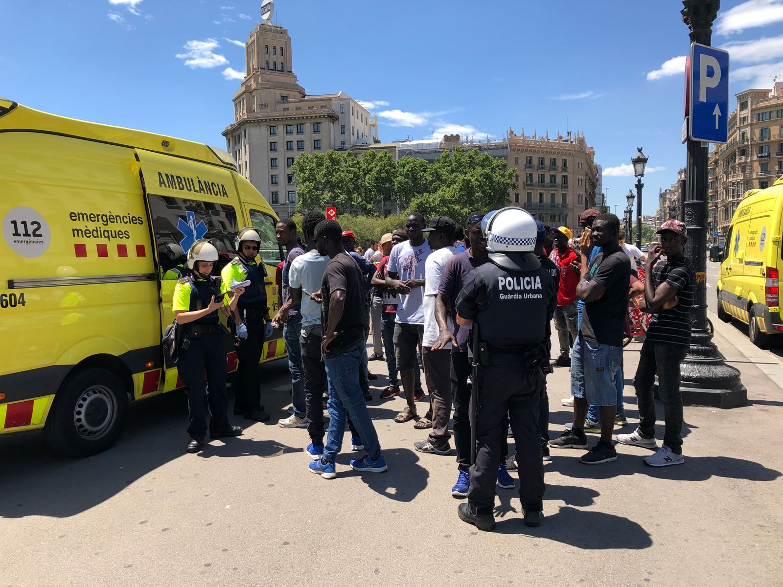 Un mantero queda inconsciente en una batida de la Guardia Urbana en Barcelona
