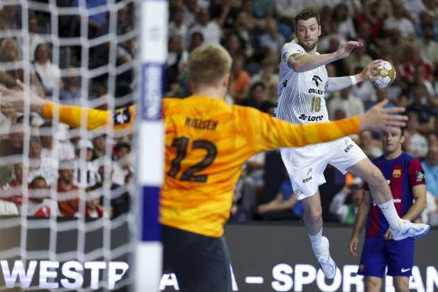Ekberg, en una acción ofensiva ante Nielsen EFE Ekberg, en una acción ofensiva ante Nielsen EFE