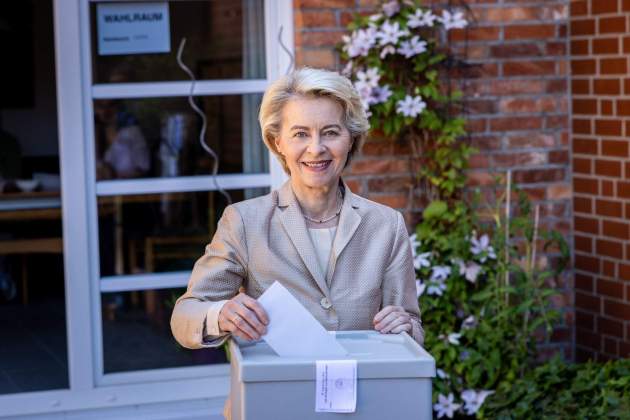 ursula von der leyen vota 9 J. europa press ursula von der leyen vota 9 J. europa press
