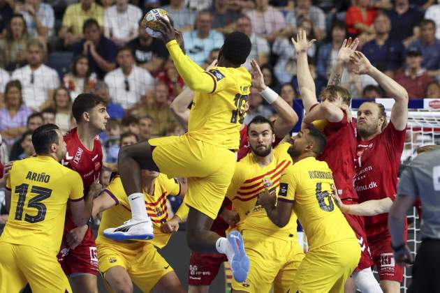 Barça balonmano Aalborg / Foto: EFE