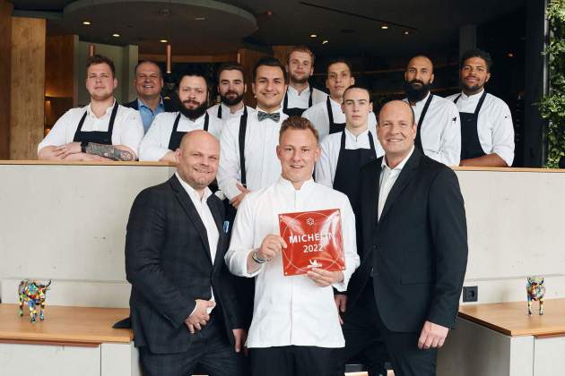 L'equip del restaurant Michelin a l'aeroport Múnic / Foto: Cedida L'equip del restaurant Michelin a l'aeroport Múnic / Foto: Cedida