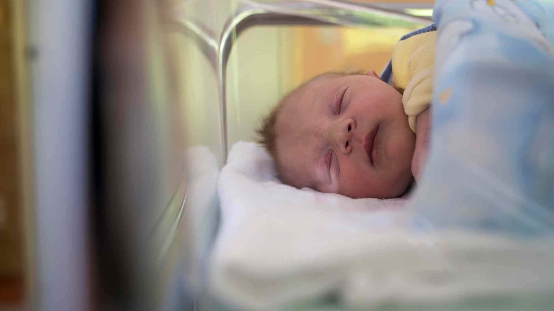 Descobreix el nom de nena que ho està petant a Catalunya: t'encantarà!