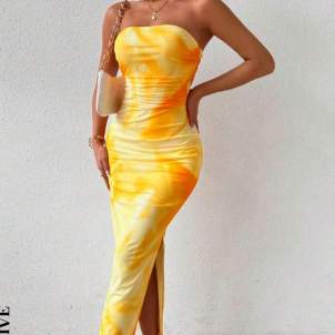 Vaig privar vestit sense tirants amb tenyit nuat i tall|cort lateral1