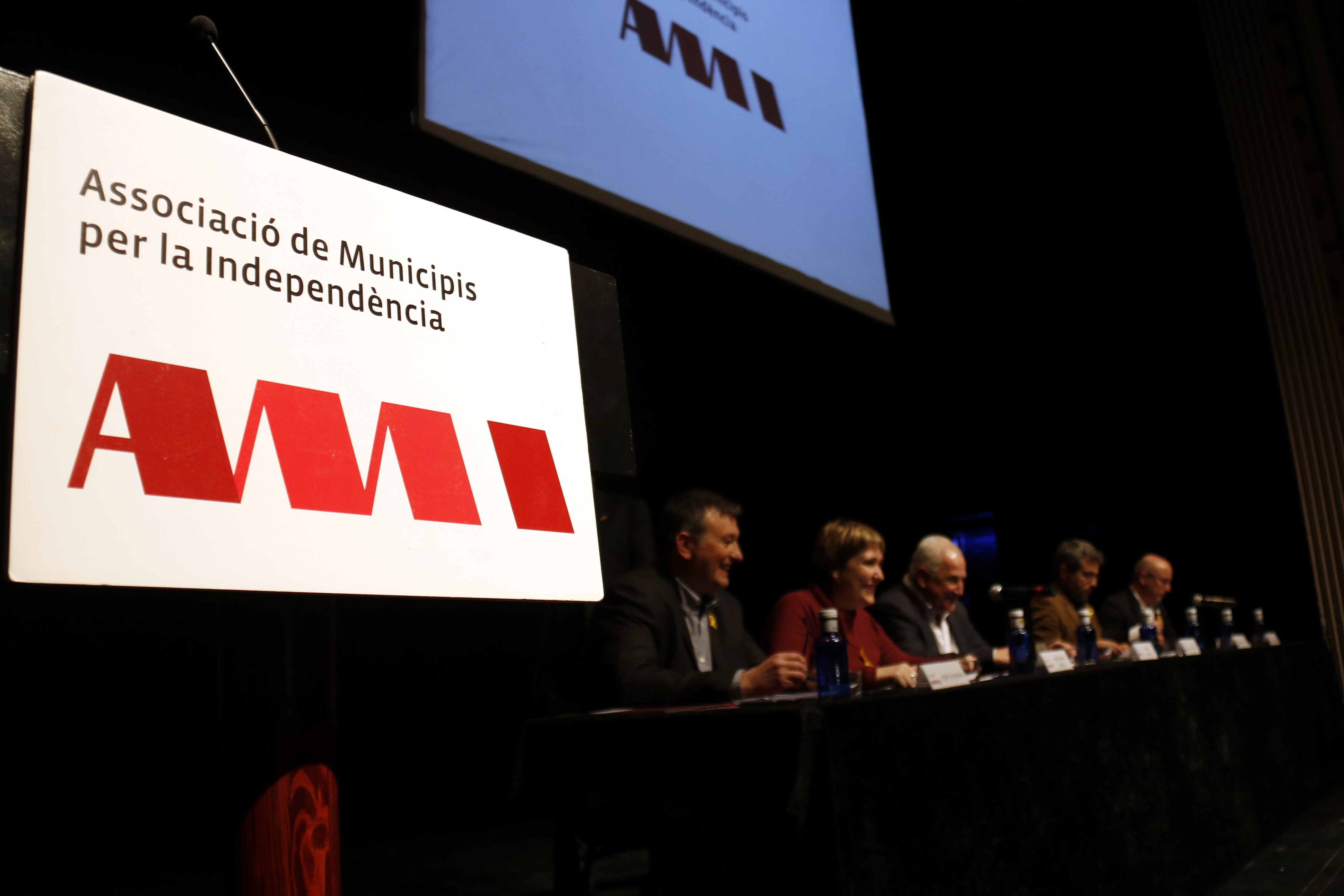 Demanen un rescat de 155 euros pel cartell de Municipi per la Independència d'Ullastrell