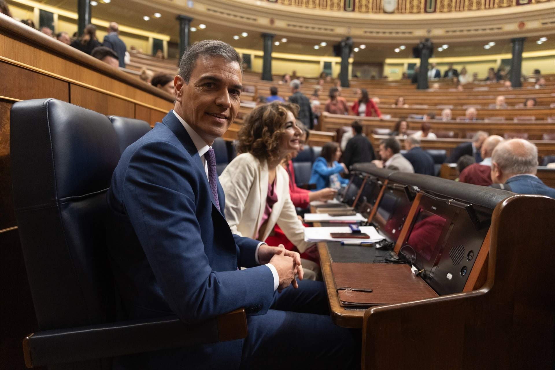 Sánchez allarga la mà a ERC per investir Illa: “Tant de bo ens puguem entendre”