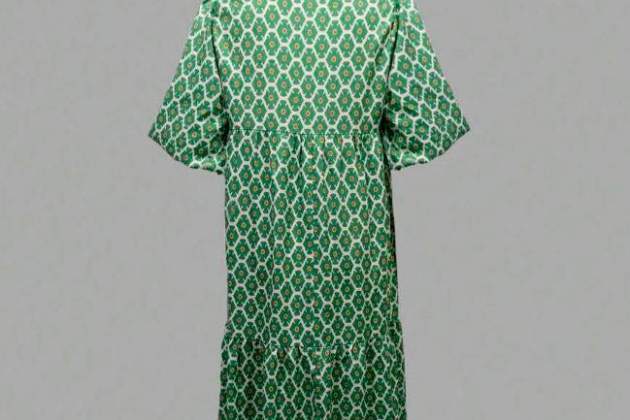 Vestido completo estampado con correas de lazo1 Vestido completo estampado con correas de lazo1