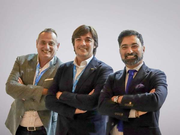 Los responsables de Remedi, el Dr. José Miguel Casanova, Alexandre Andreu y el Dr. Antonio Graziano. Foto Remedi Los responsables de Remedi, el Dr. José Miguel Casanova, Alexandre Andreu y el Dr. Antonio Graziano. Foto Remedi