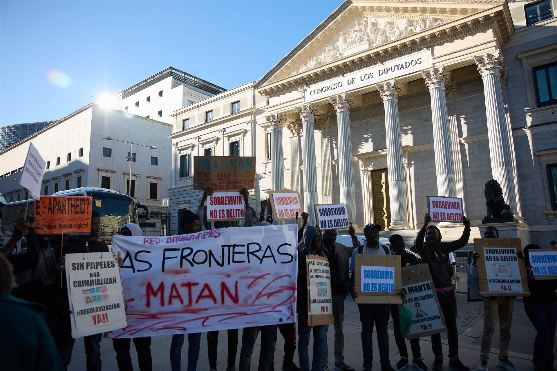El Congreso aísla a Vox y avala seguir tramitando la ley para regularizar a miles de personas migrantes