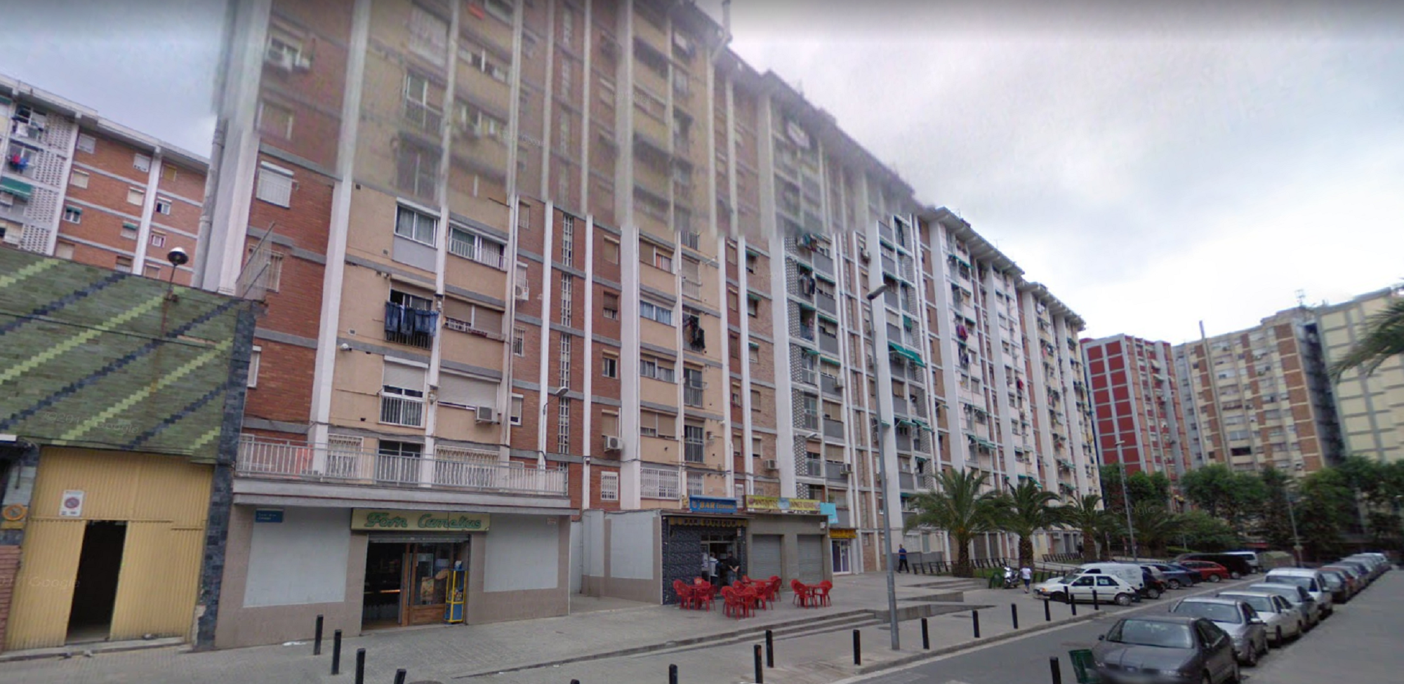 Un hombre muere en Cornellà al saltar por una ventana para evitar un desahucio