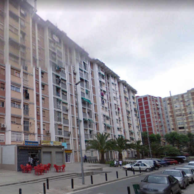 Un hombre muere en Cornellà al saltar por una ventana para evitar un desahucio