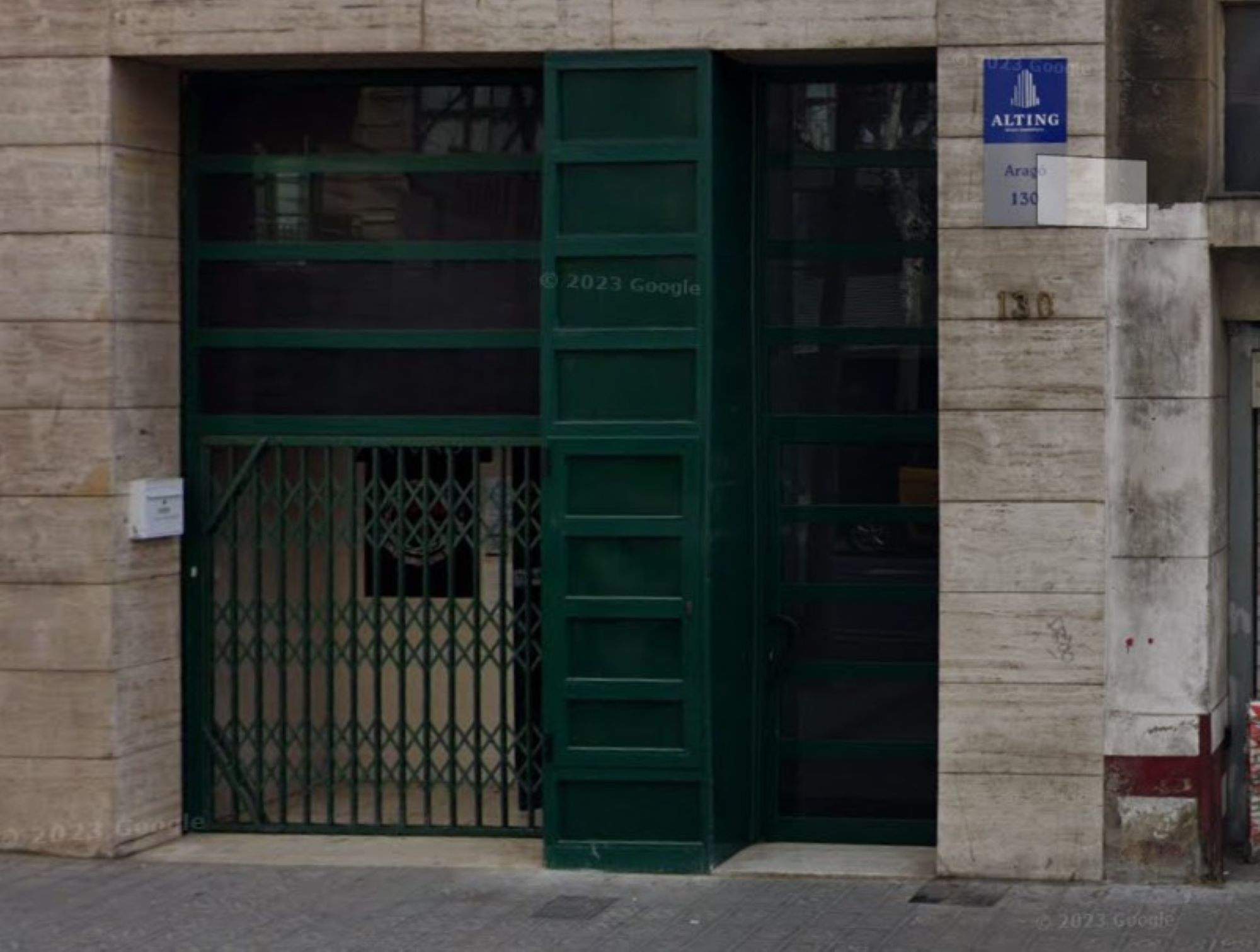 El Ayuntamiento de Barcelona precinta un emblemático club 'fetish' gay del Eixample